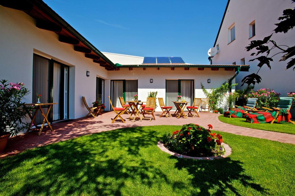 Gaestehaus Samira Purbach am Neusiedlersee Exterior foto